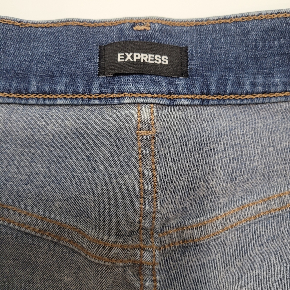Express Slim High Rise  Blue Women's Jeans buttoned  Size 6S - Picture 10 of 16